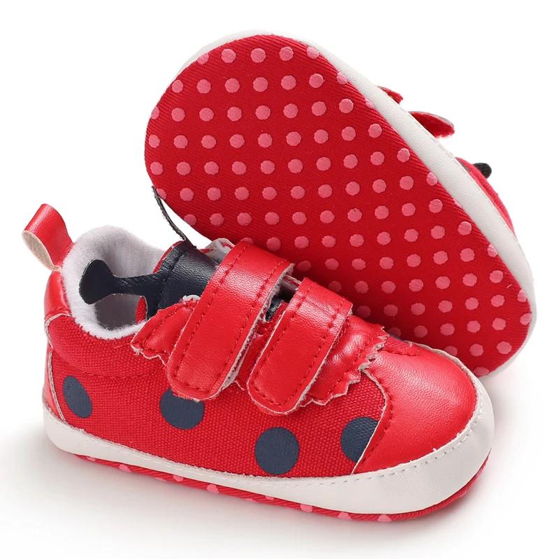 Newborn Girl Crib Shoes Slip On Soft Sole Cartoon First Walkers Baby Shoes 0-18 Months Infant Prewalker Baby Shoes